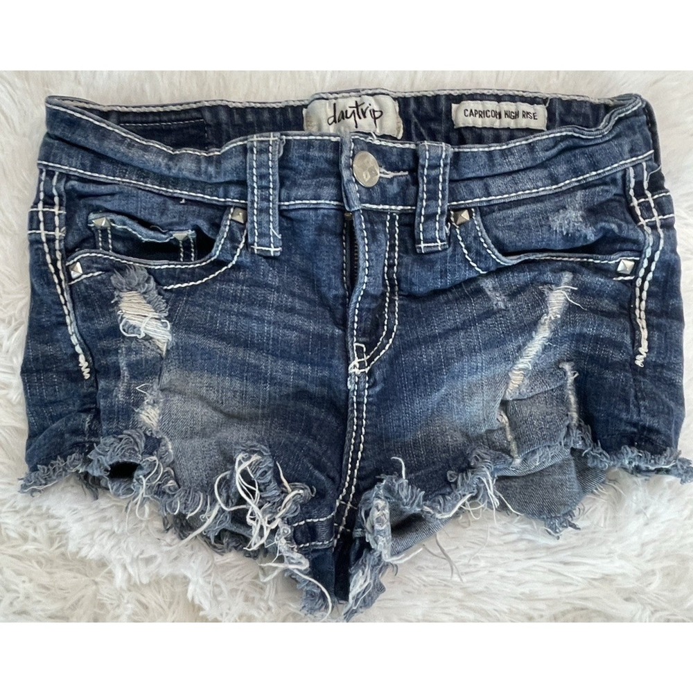 Daytrip Capricorn Super High Rise Distressed Denim Shorts Blue Size 25 3627